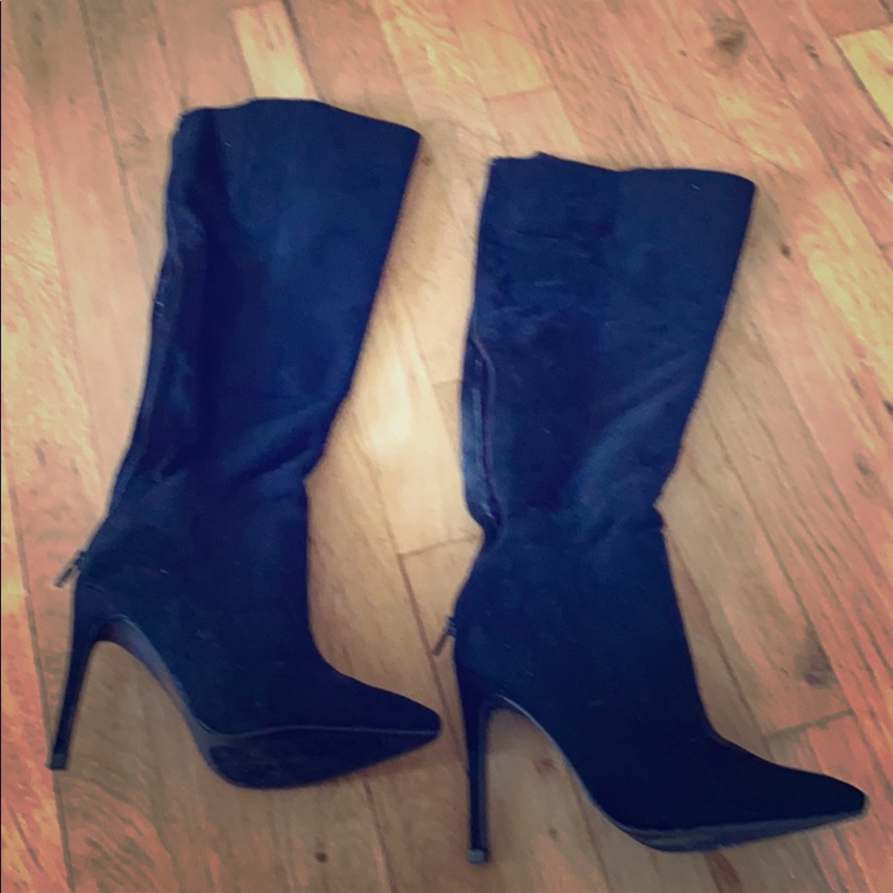 Fashion Nova knee high boots NEVER WORN.